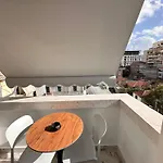 아파트 Matisse No26 - One Bedroom With Parking 티라나