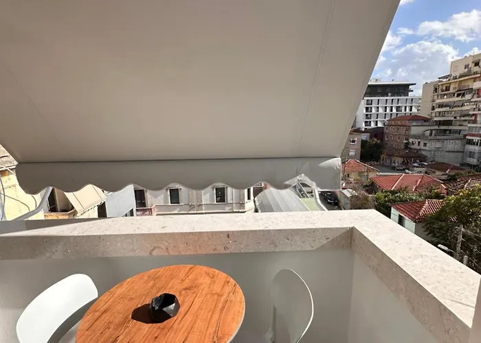 Lejlighed Matisse No26 - One Bedroom With Parking Tirana