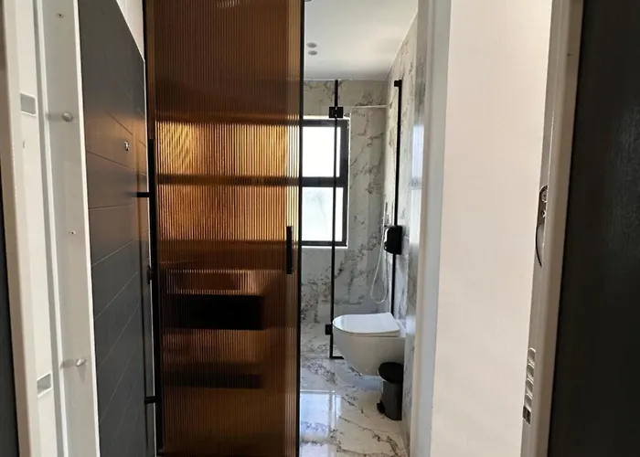 Matisse No26 - One Bedroom With Parking Lejlighed Tirana