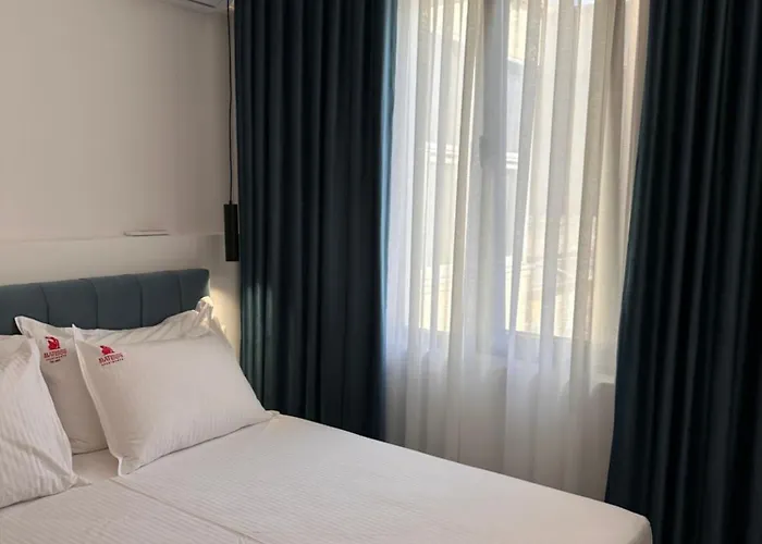 Matisse No26 - One Bedroom With Parking Lejlighed Tirana